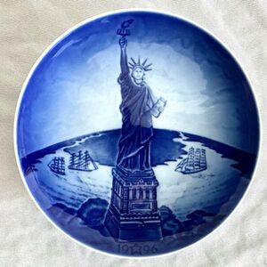 Bing & Grøndahl Christmas in America 1996 Christmas Eve at the Statue of Liberty